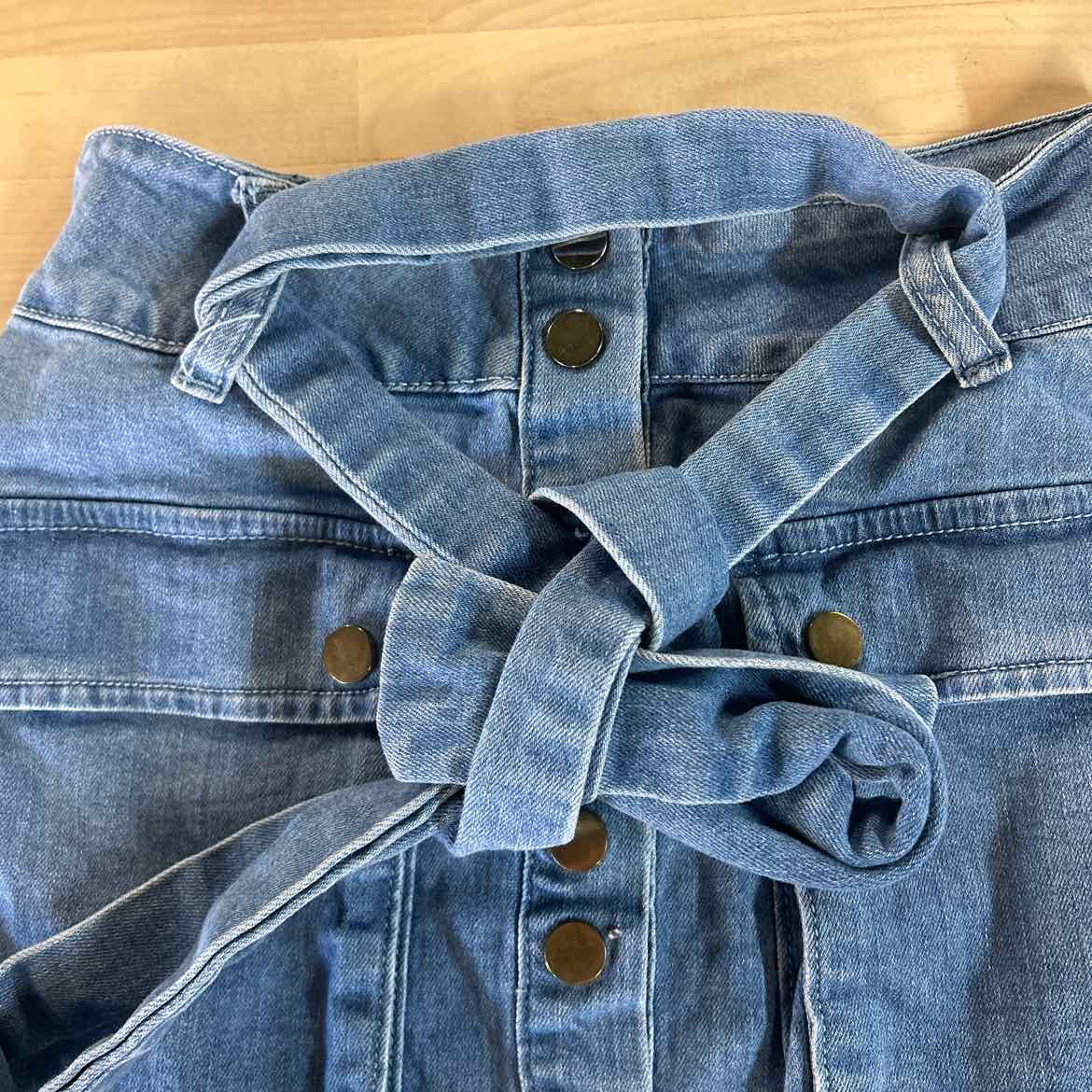 Fashion Nova Size XS Blue Preloved Skirt