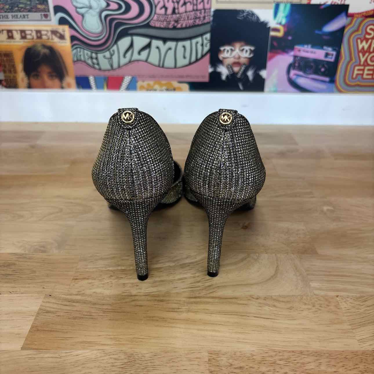 Michael Kors Size 8.5 Gold glitter Preloved Pumps