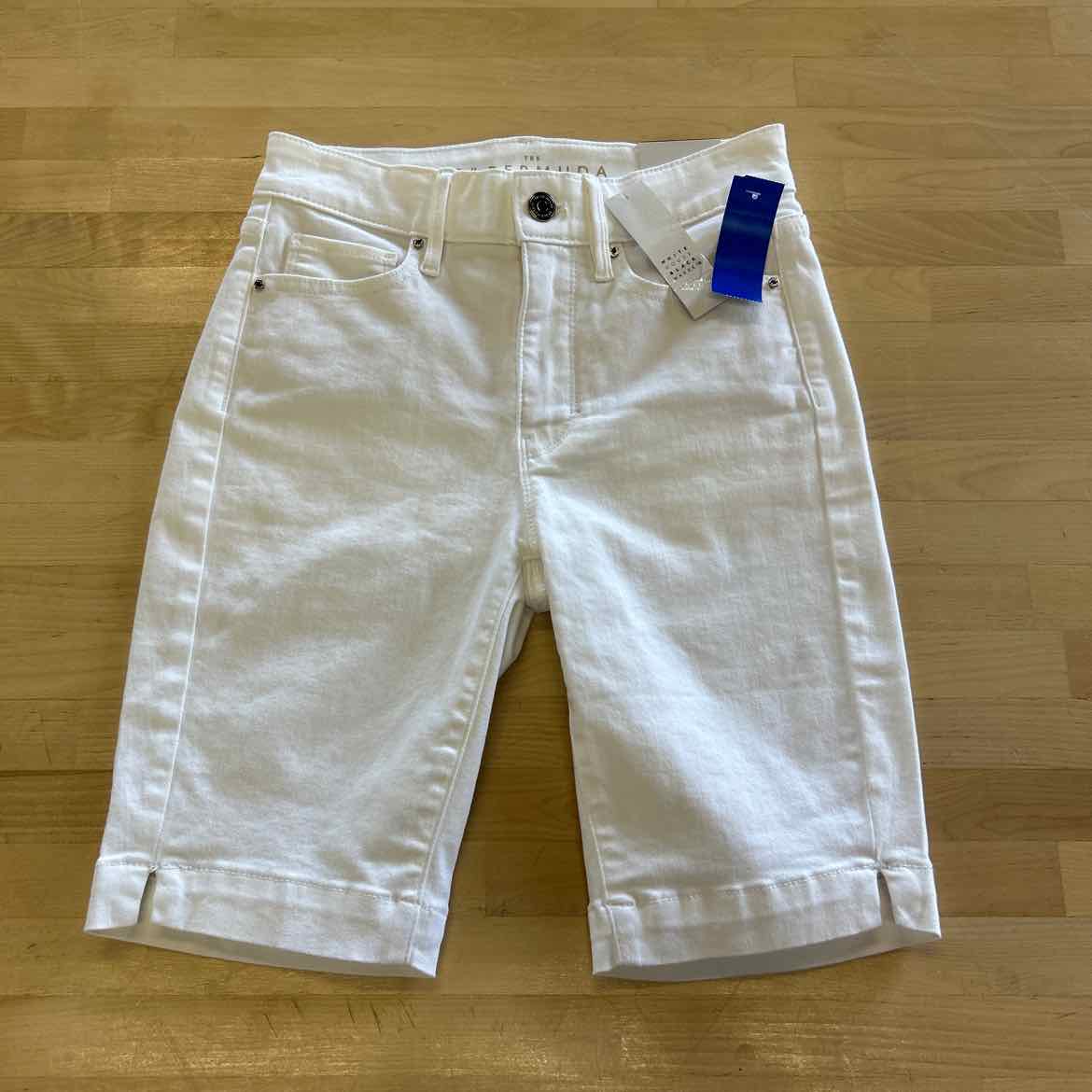 White House Black Market Women Size 00 White New Shorts