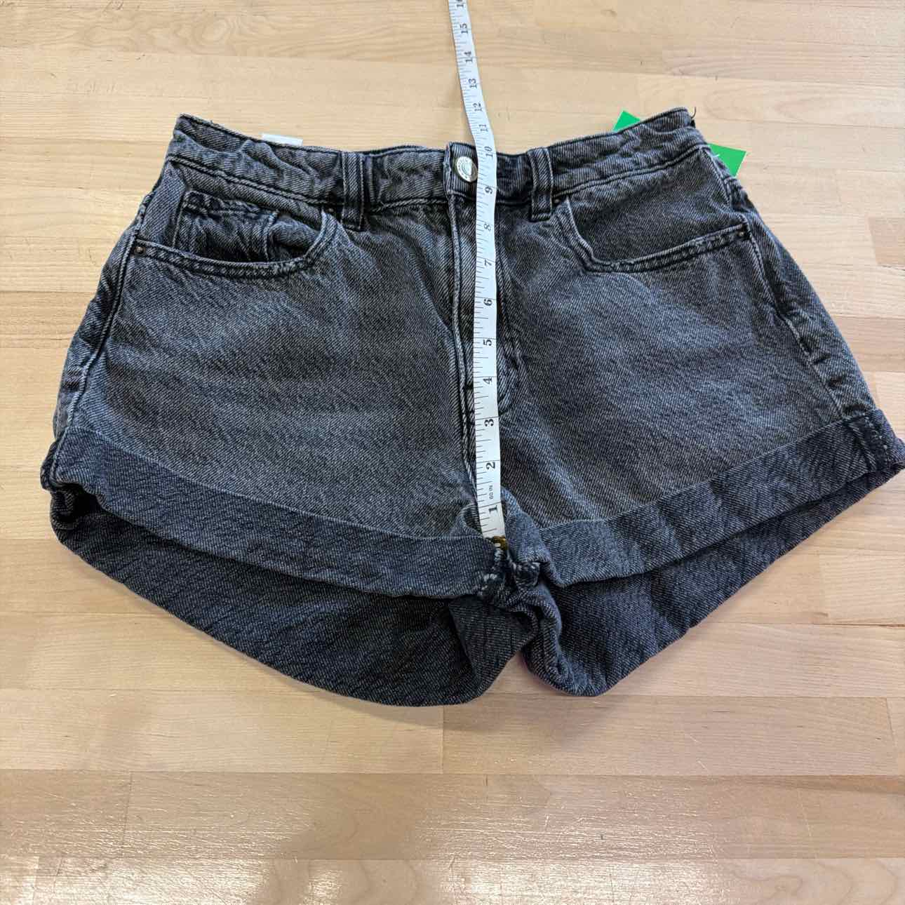 Pacsun Women Size 26 Gray Denim Preloved Shorts