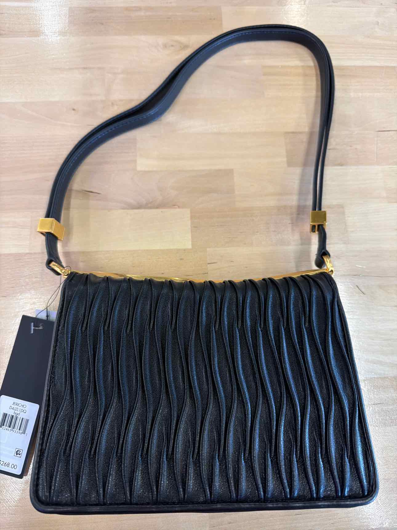 Donna Karan New York Jericho Flap Shoulder with Sculpted Hardware - Black/Gold