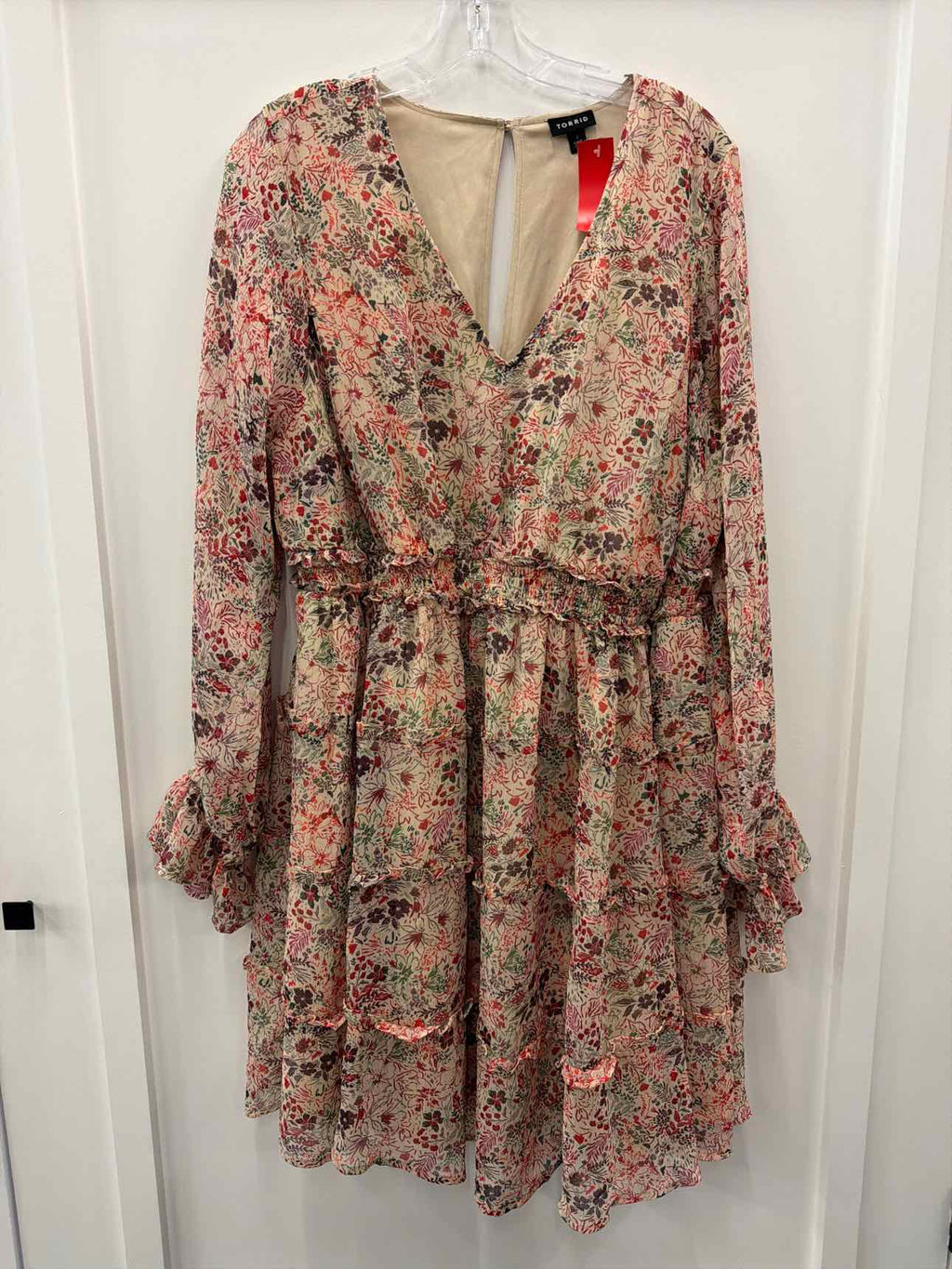 Torrid Size 1X Tan/Red Used Dress
