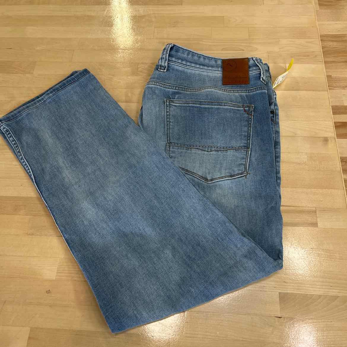 Tommy Bahama Size 38x34 Blue MENS Jeans