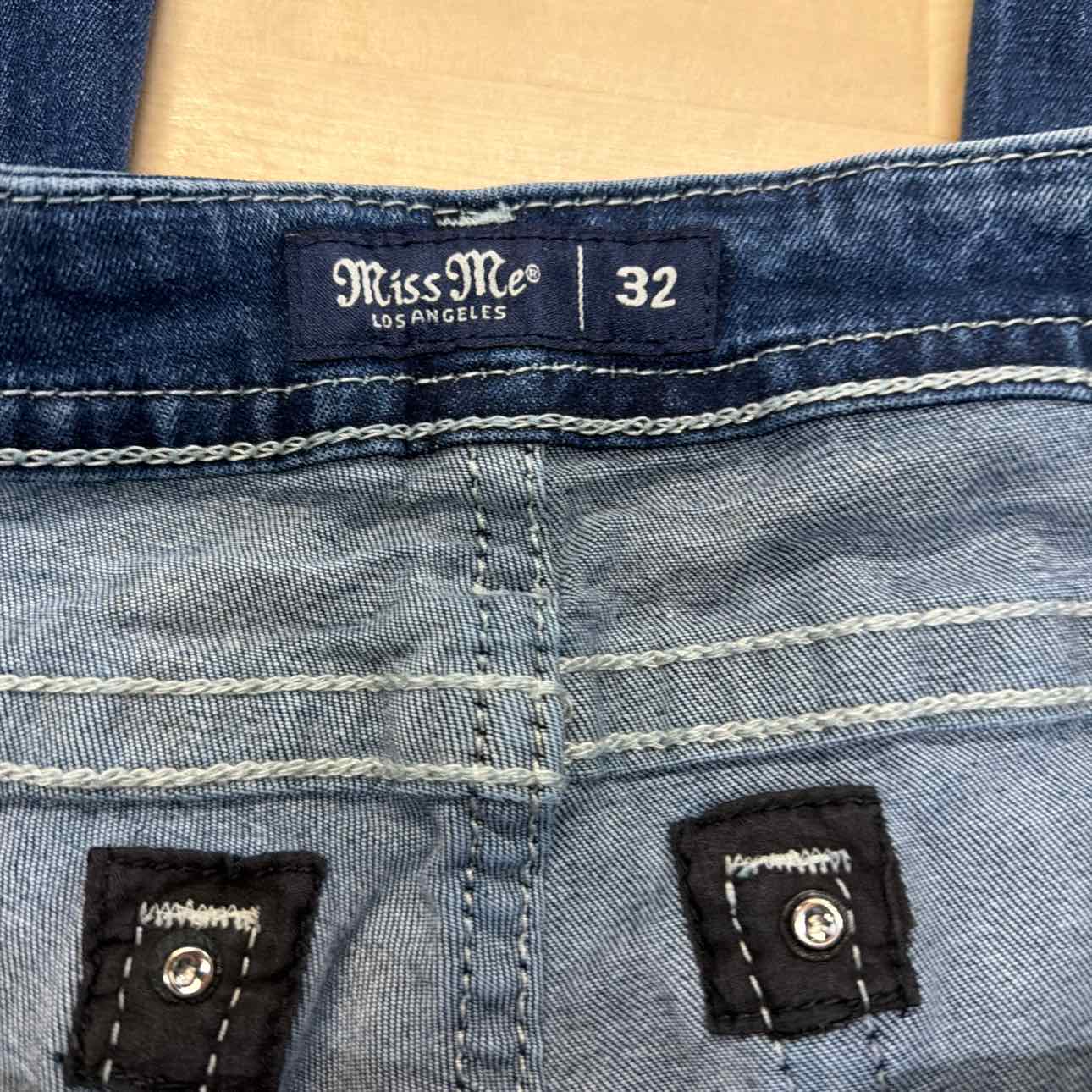 Miss Me Size 32 Blue Jeans