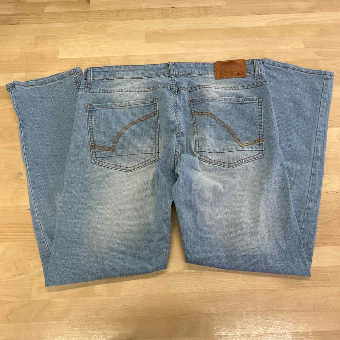 Ring of fire Size 32x30 Blue MENS Jeans