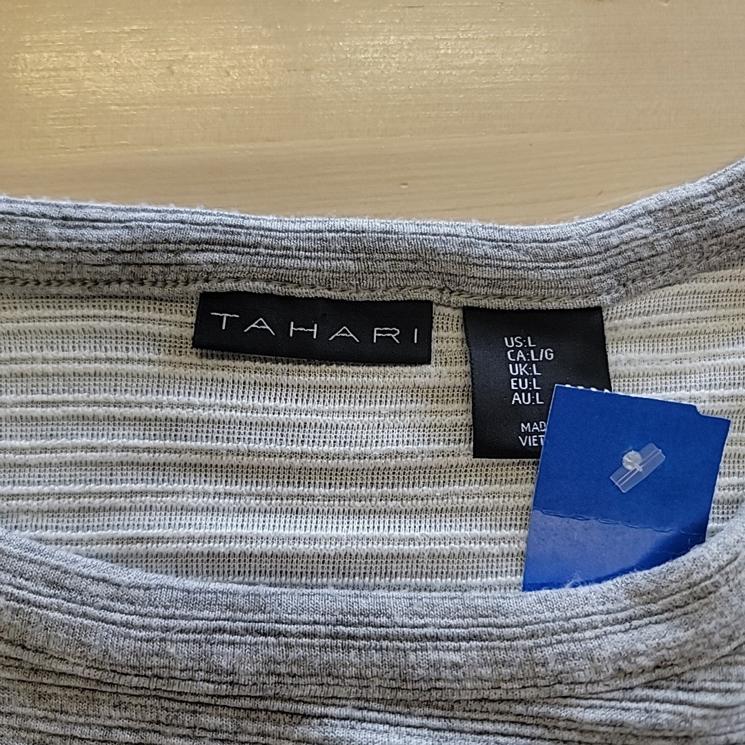 Tahari Size L Gray Shirt