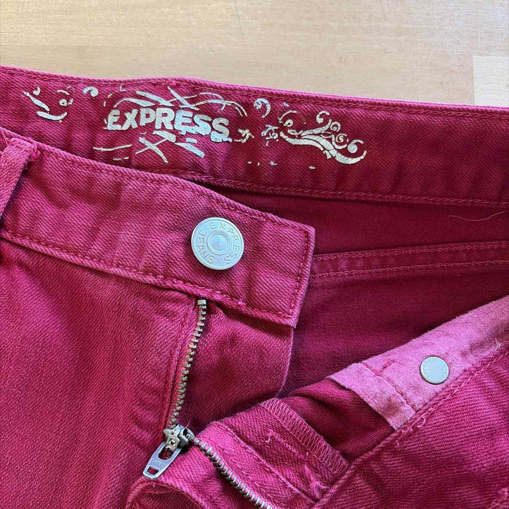 Express Women Size 4 Maroon Preloved Shorts