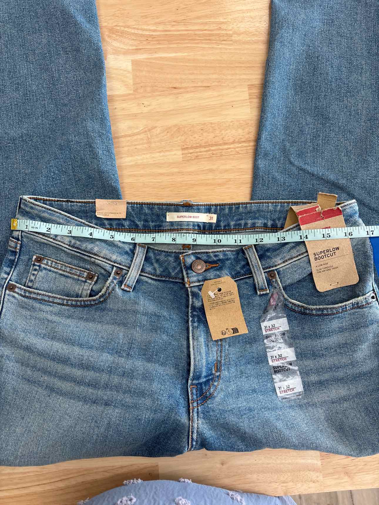 Levi's Size 31 Blue Denim New Jeans
