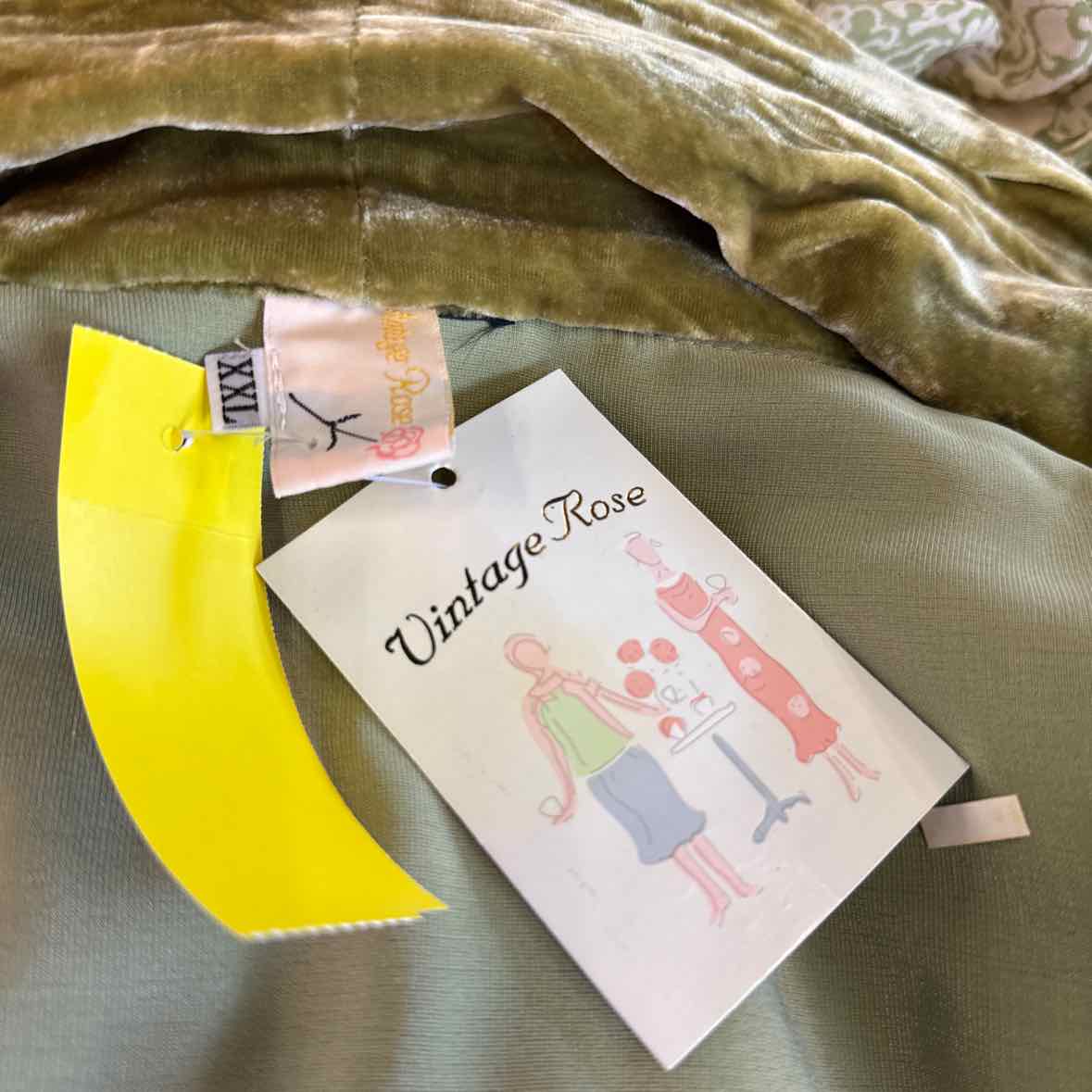 Vintage rose Size XXL Green Duster