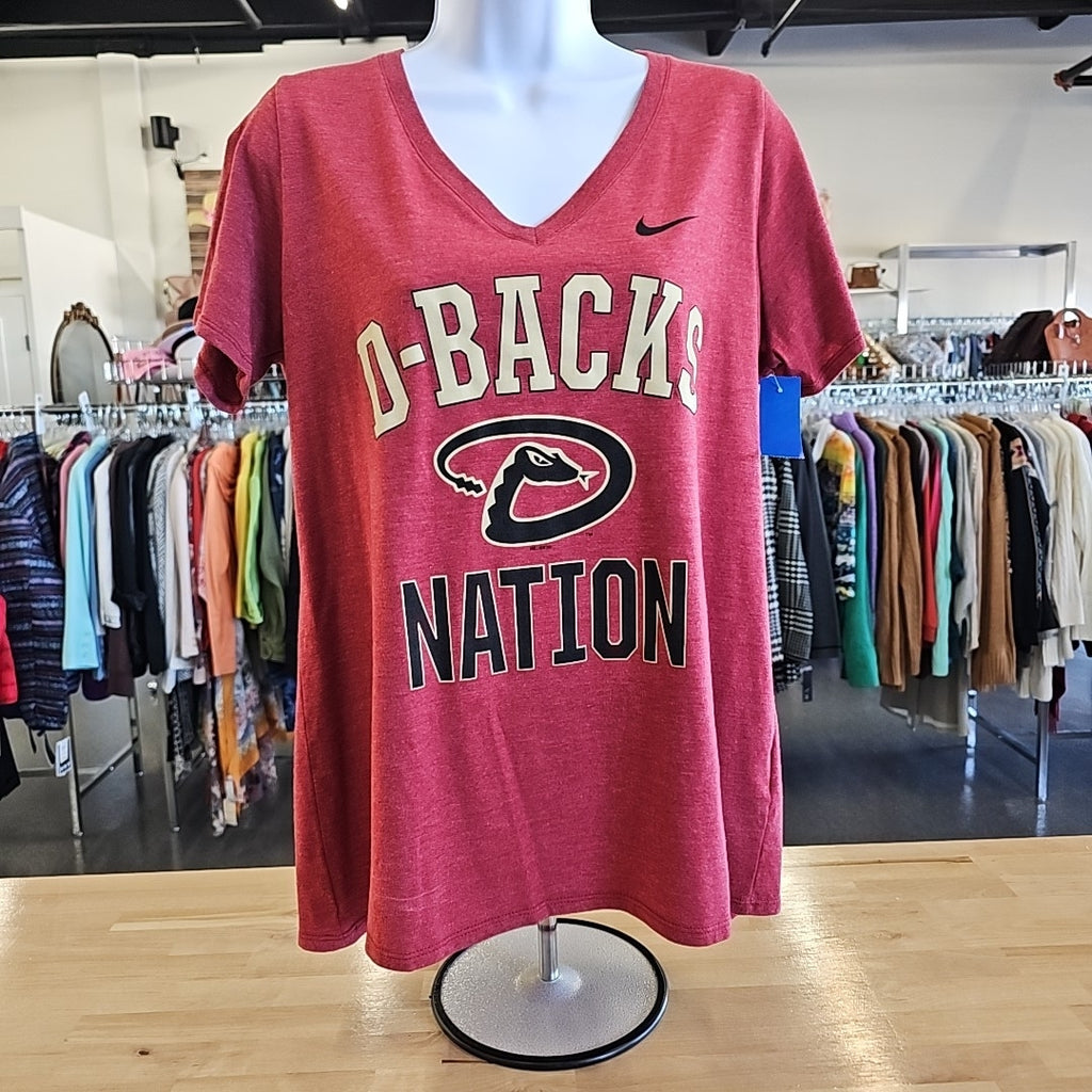 Nike Size XL Red T-shirt