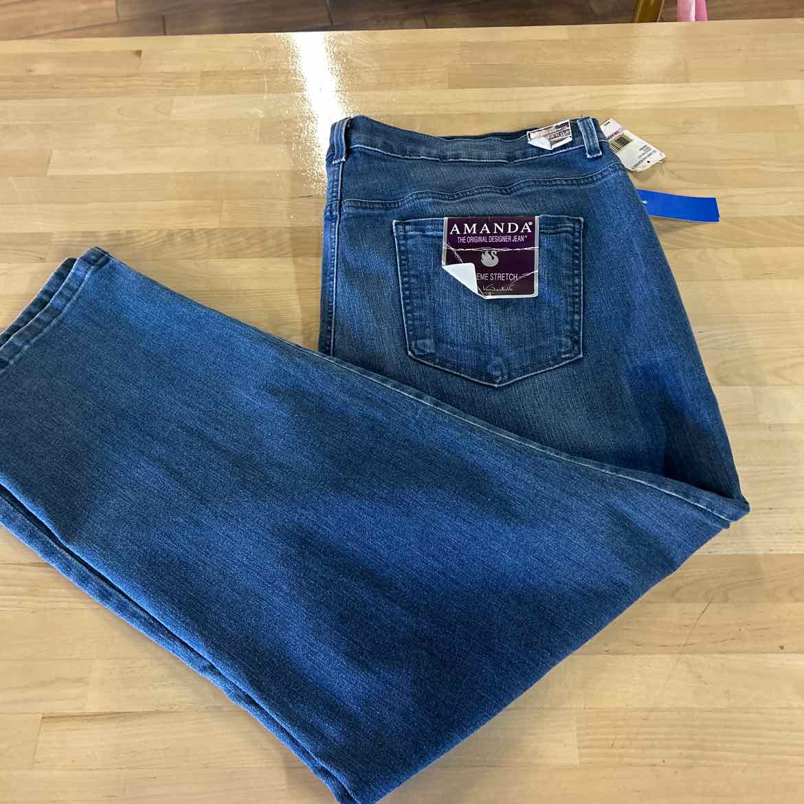 Gloria Vanderbilt Size 22W Blue New Jeans