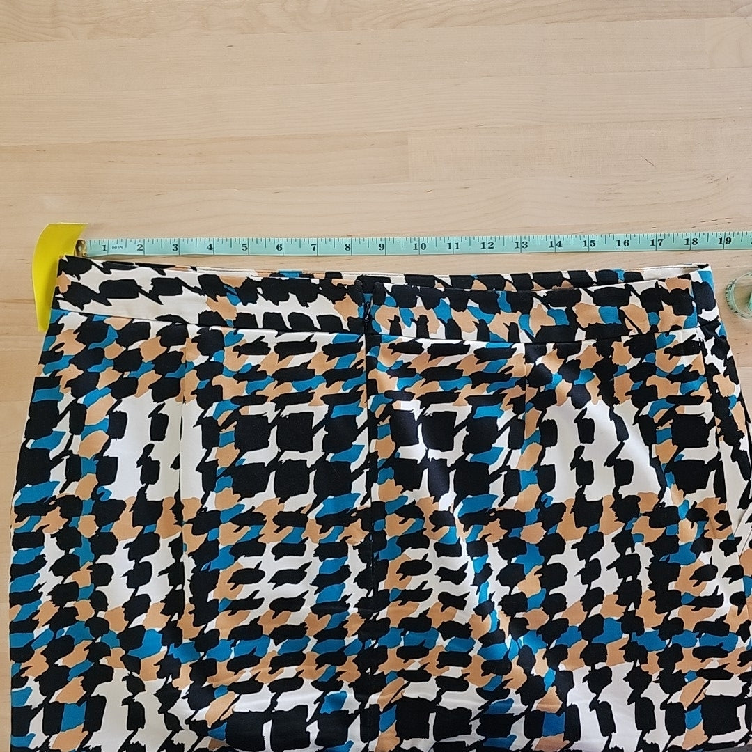 Charter Club Size 16 Blue & Beige Print Skirt