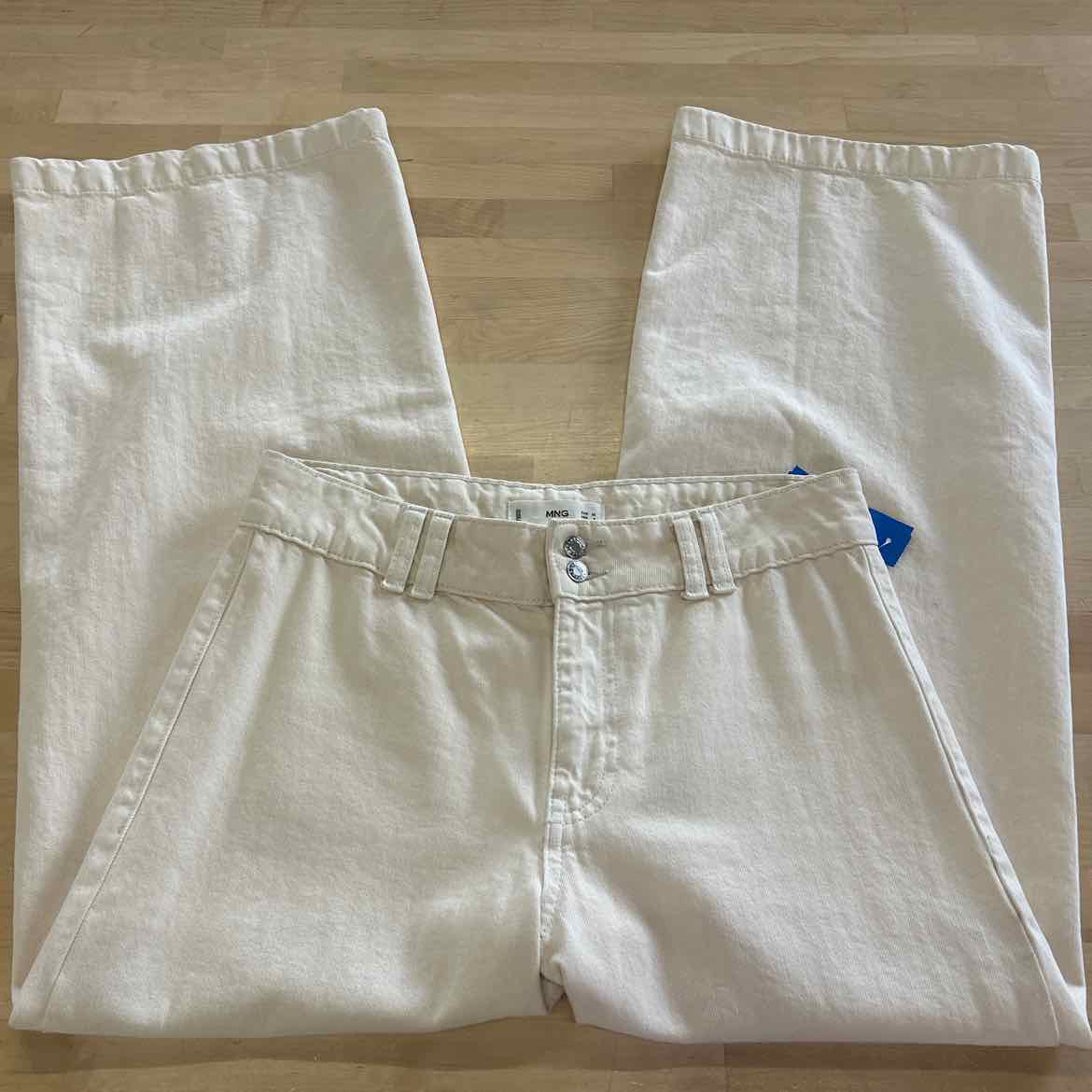 MNG Size 4 Tan Preloved Pants
