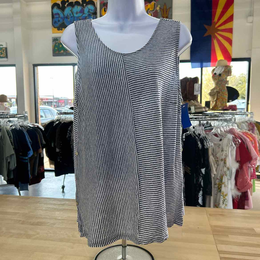 C&C Size XL Navy/White Linen Preloved Tank