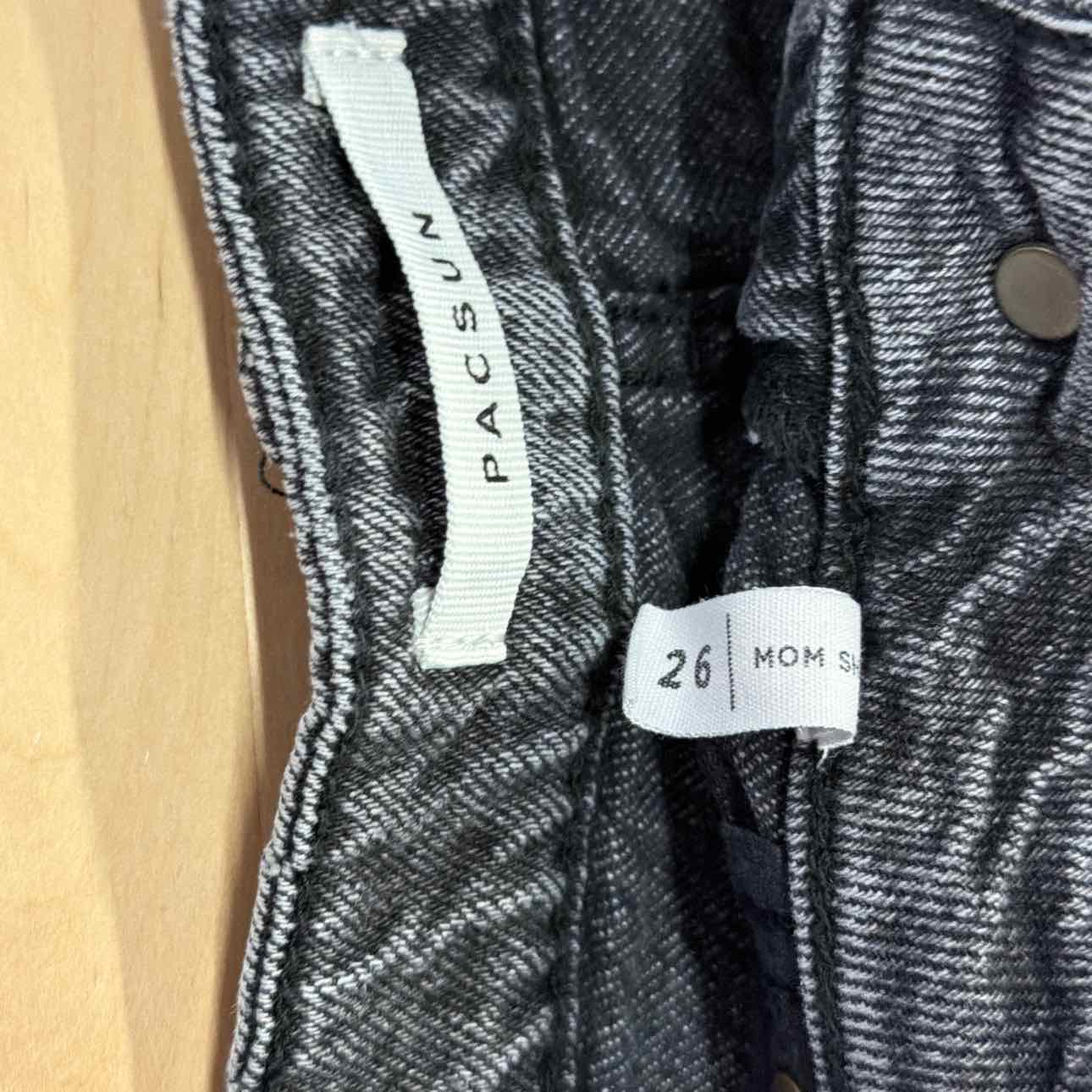 Pacsun Women Size 26 Gray Denim Preloved Shorts