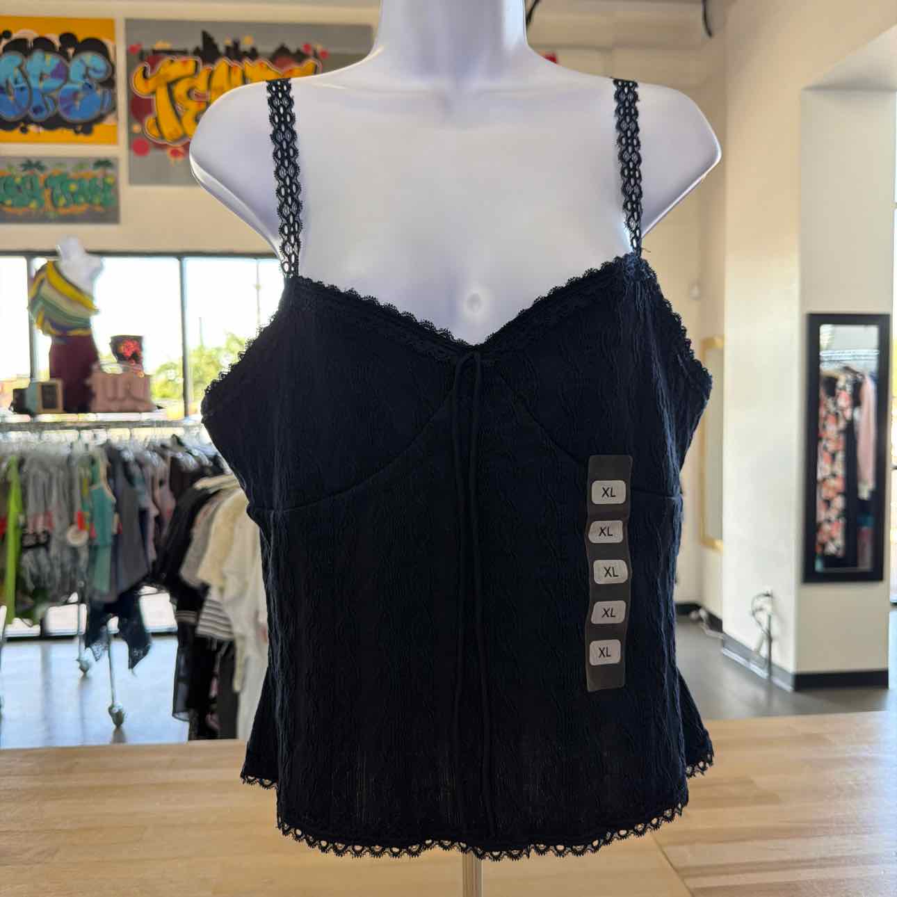 Just Polly Size XL Textured-Knit Lace-Trim Cami Top - Navy