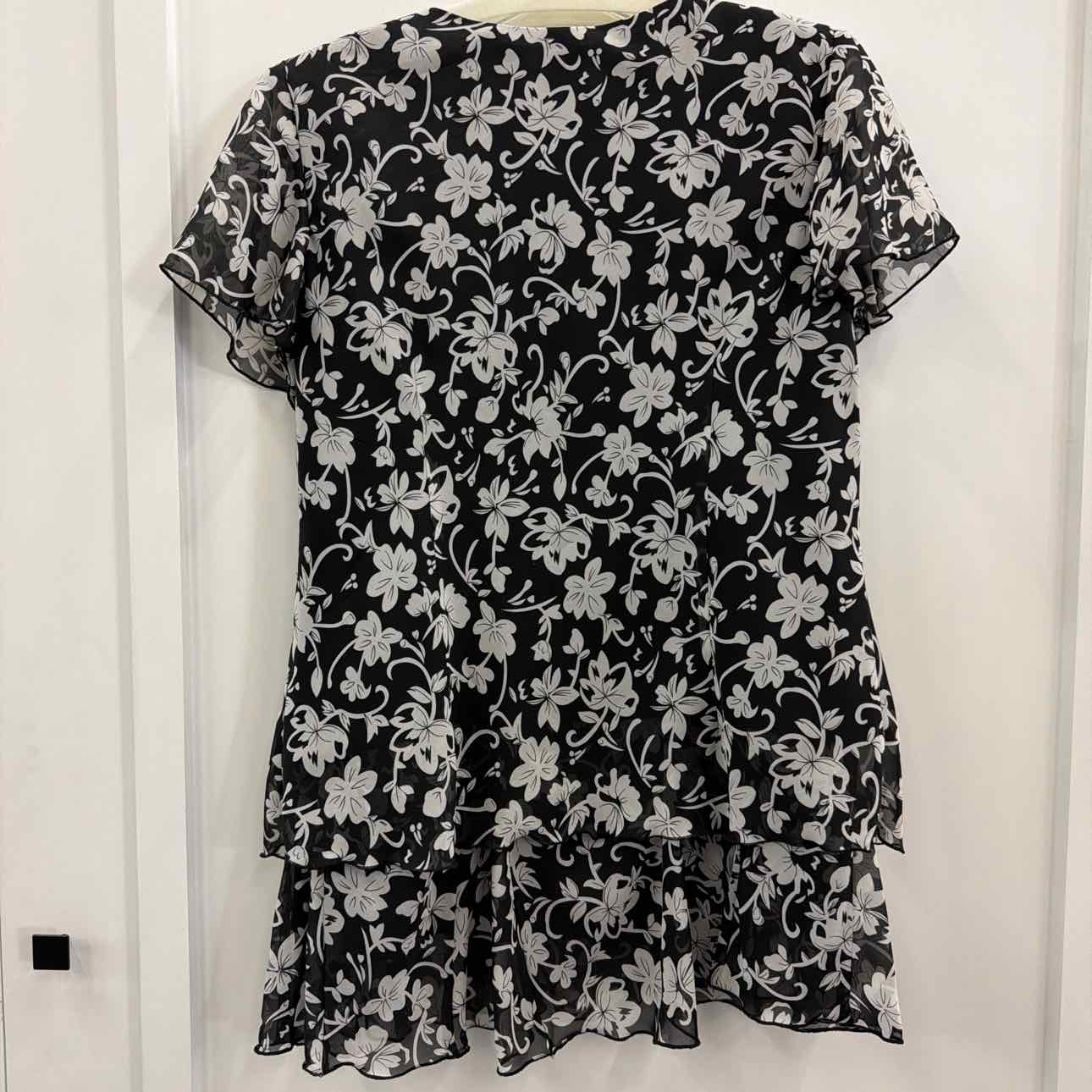 R&K Size 16 Black Preloved 2 pc Dress Set