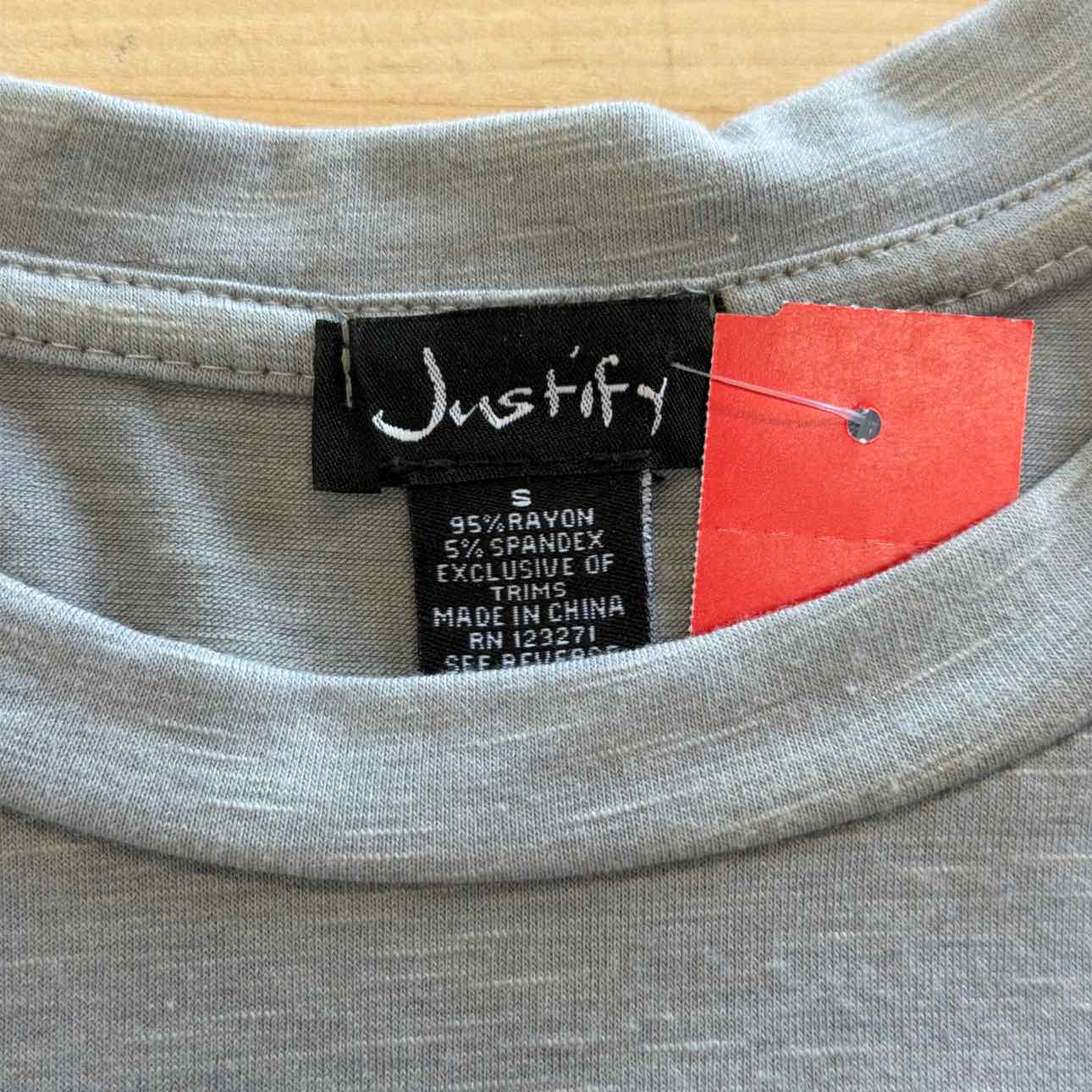 Justify Size S Gray Used Shirt