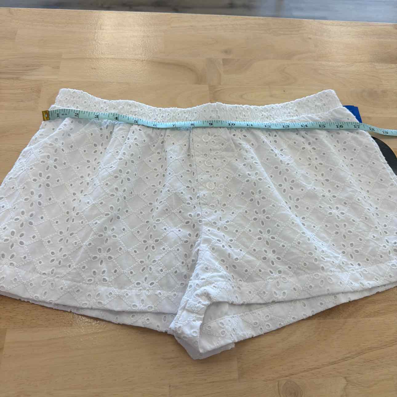 Planet Heart Women Size XL White New Shorts
