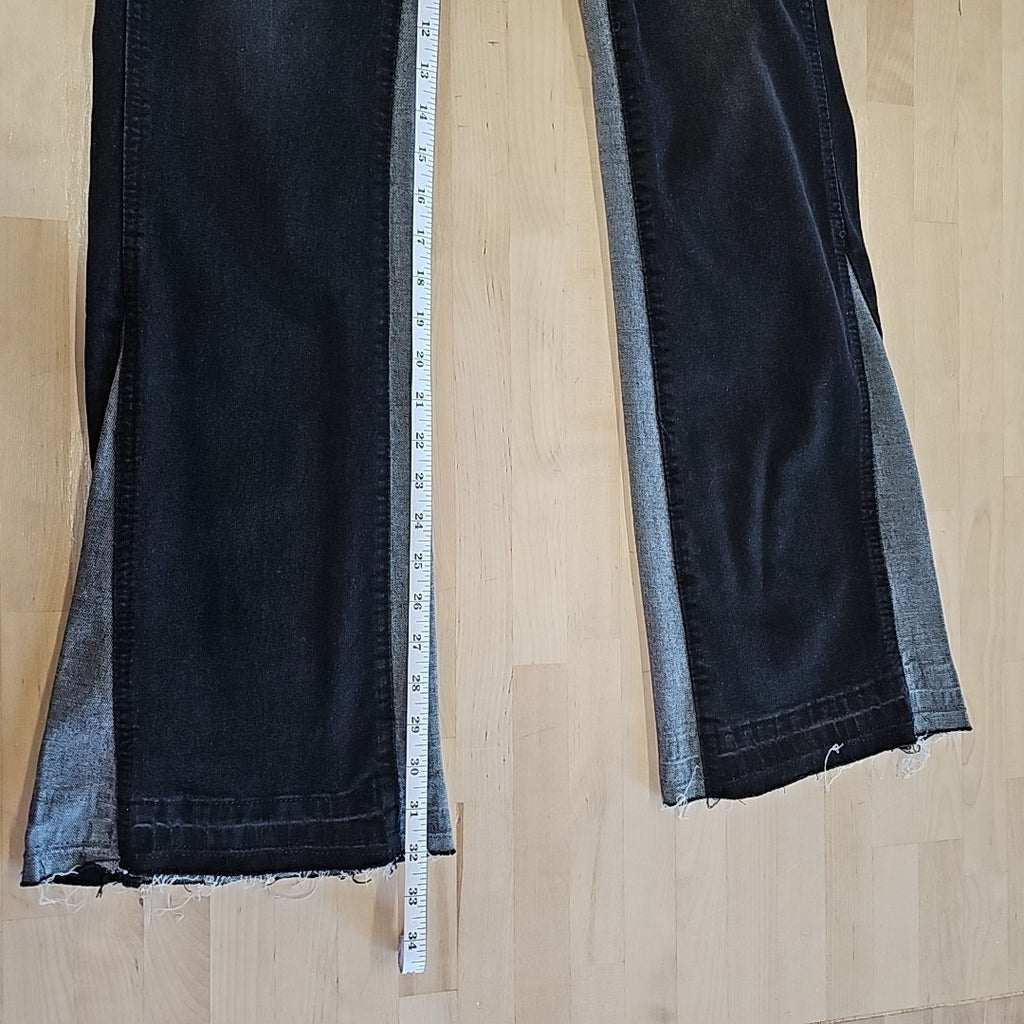 Rebel Vengence Size 30 Black MENS Jeans