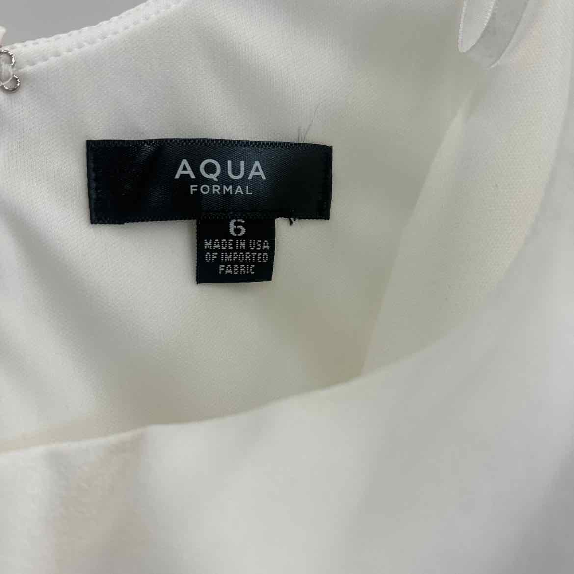 Aqua Formal Size 6 White Scuba MIDI Sheath Dress