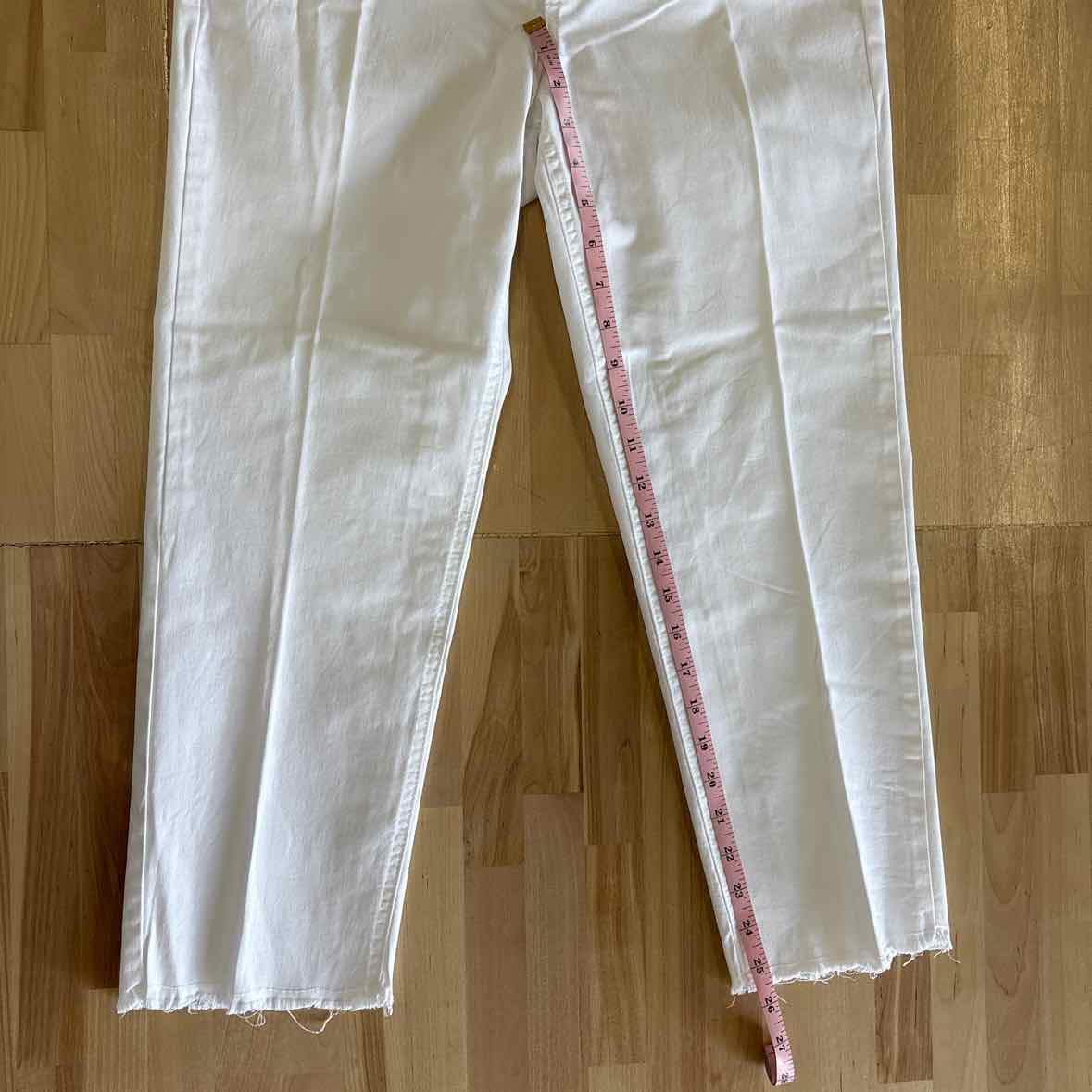 Democracy Size 8P White Pants