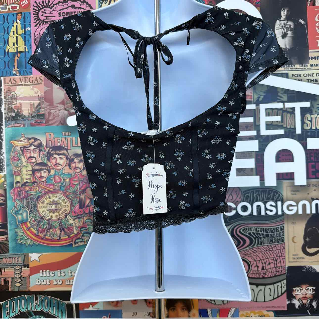 hippie rose Size XS Corset Short-Sleeve Mesh Top - Black Ditsy