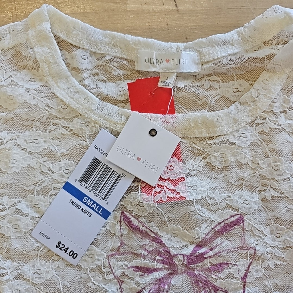 Ultra Flirt Juniors' Graphic Lace Tee - Gardenia