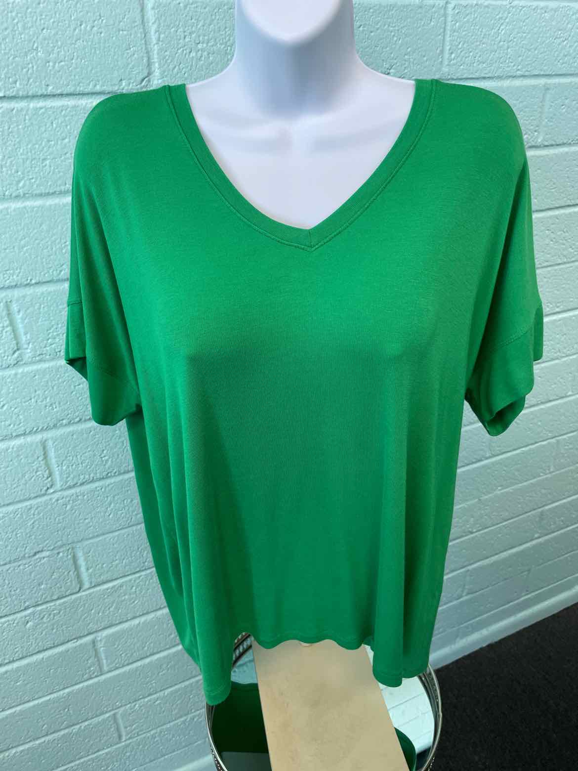 Cabi Size XS Green Shirt