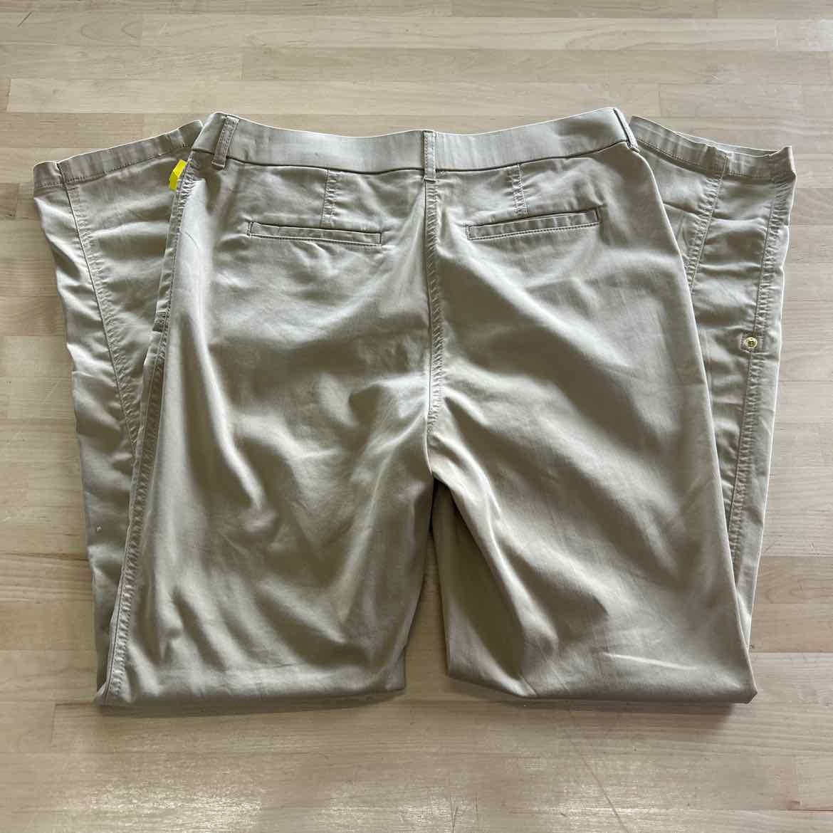 Chico's Size 0 Tan Preloved Pants