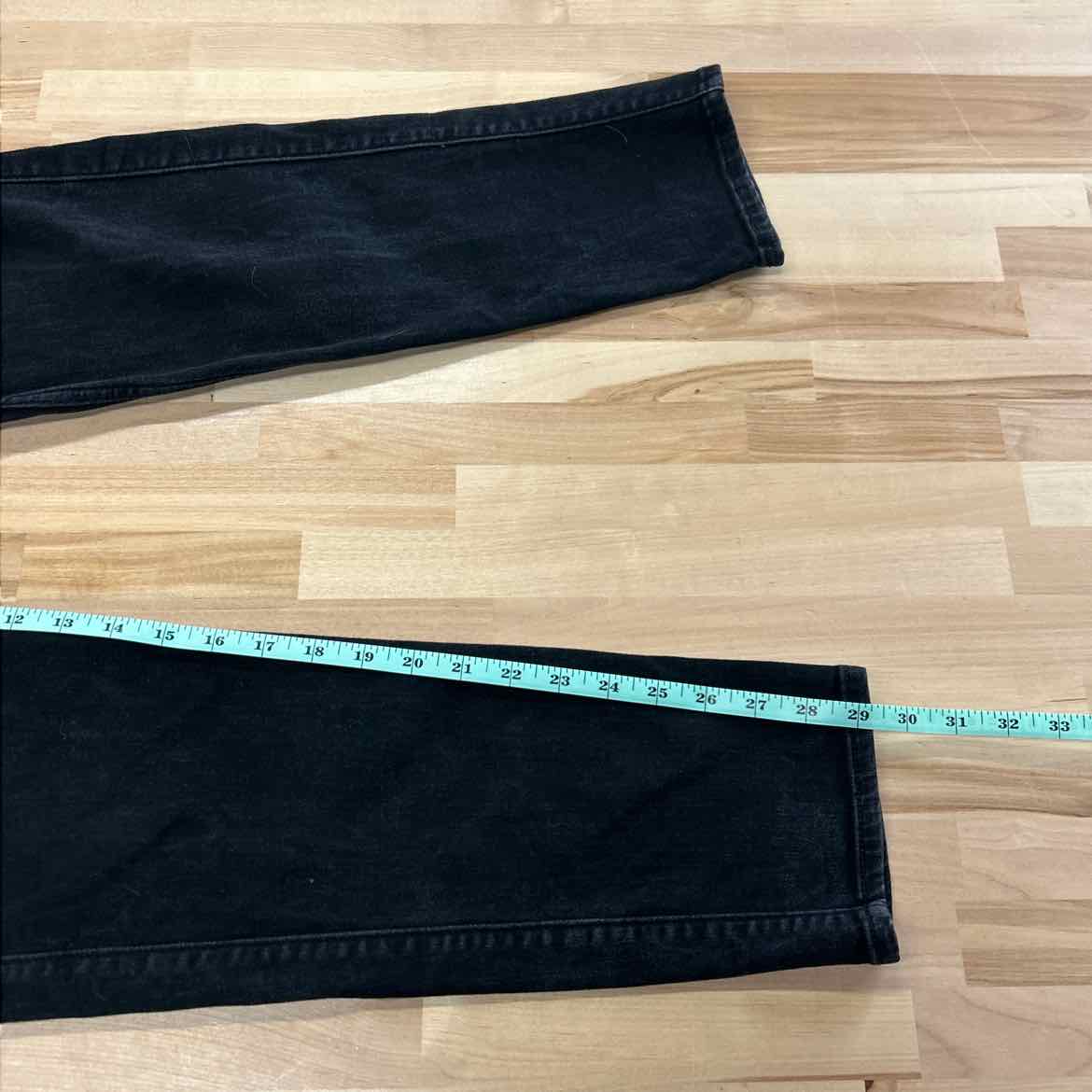 Hollister Size 33 Black Jeans