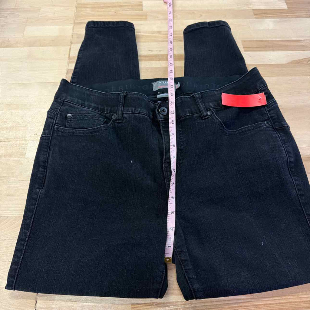 Torrid Size 14 BLackBombshell Skinny Used Jeans