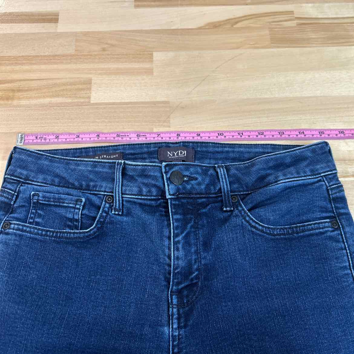 NYDJ Size 8 Blue Preloved Jeans