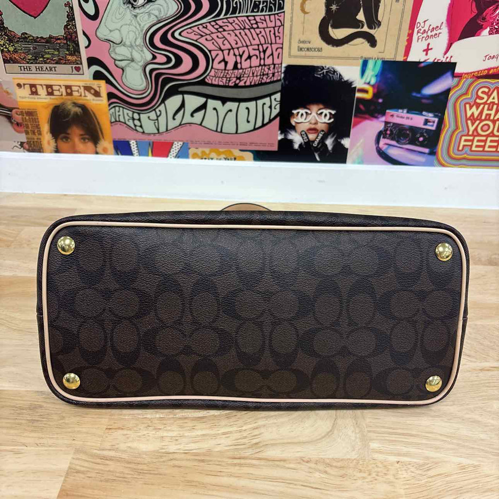 Coach Brown Preloved Handbag