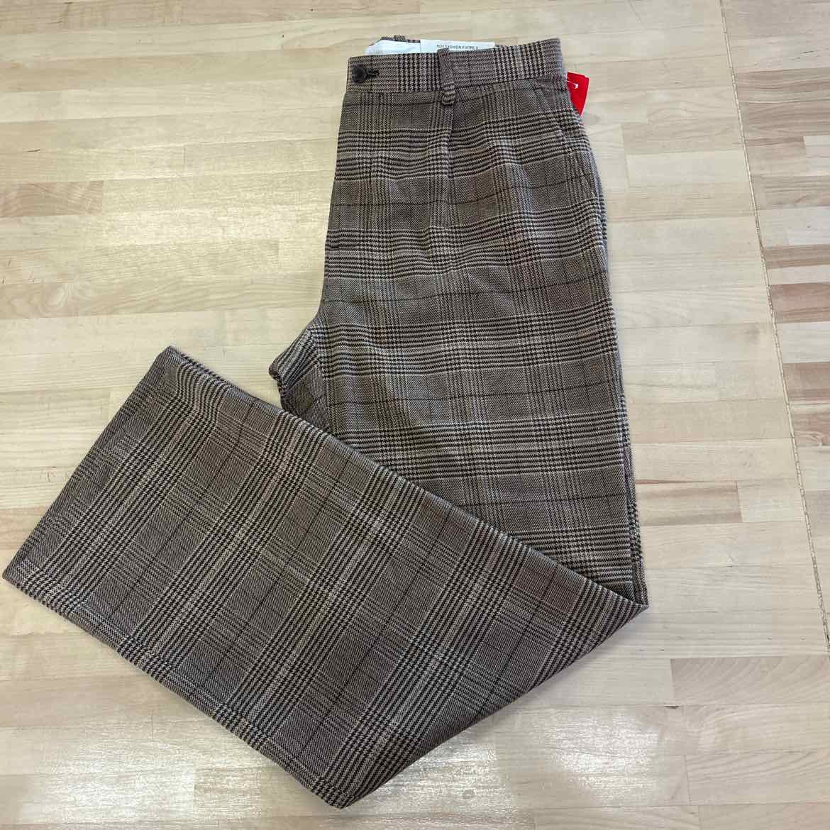 Mode of One Men's Relaxed-Fit Plaid Trousers