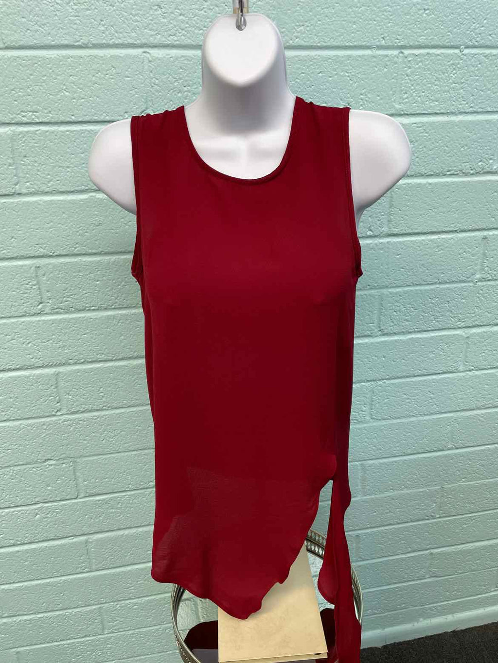 Japna Size XS Red Sleeveless