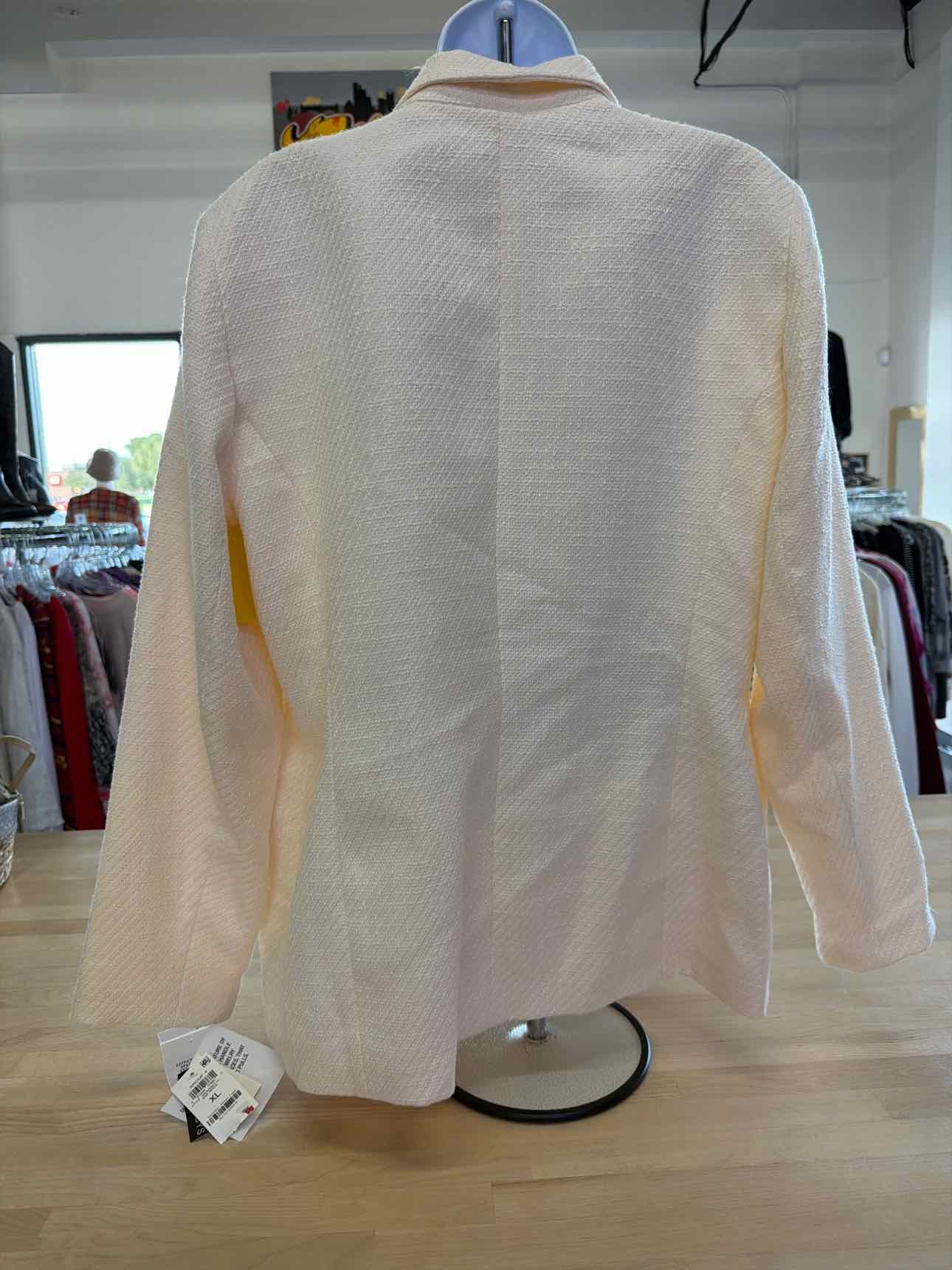 Bar III Size XL White Blazer