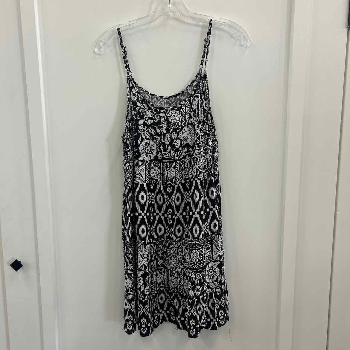 mossimo Size XL Black White Preloved Dress
