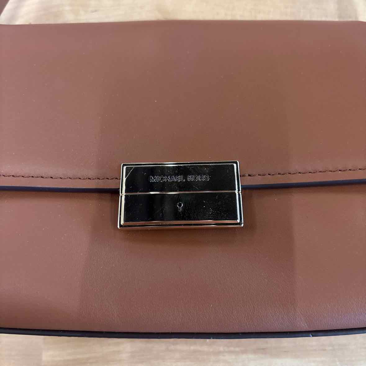 Michael Kors Ludlow Small Leather Convertib Luggage
