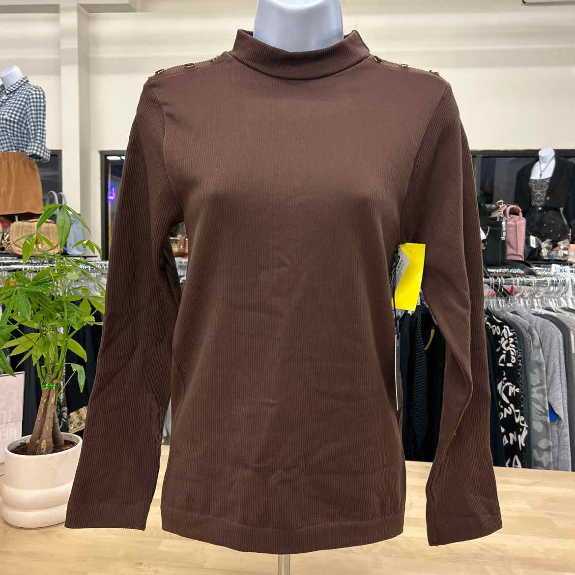 Dictionary Size S/M Brown Long Sleeve