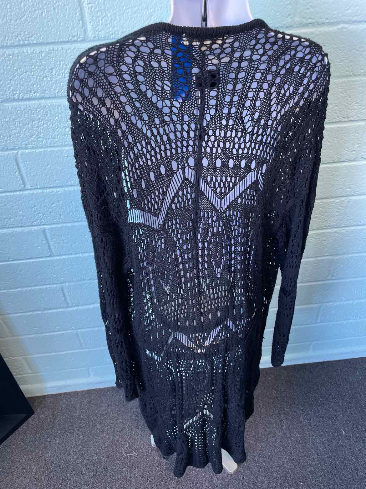 Umgee Size M Black Duster