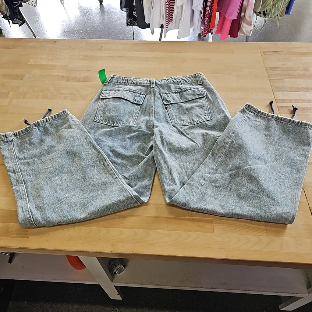 Levi's(r) Womens 94 Baggy Cargo Pants