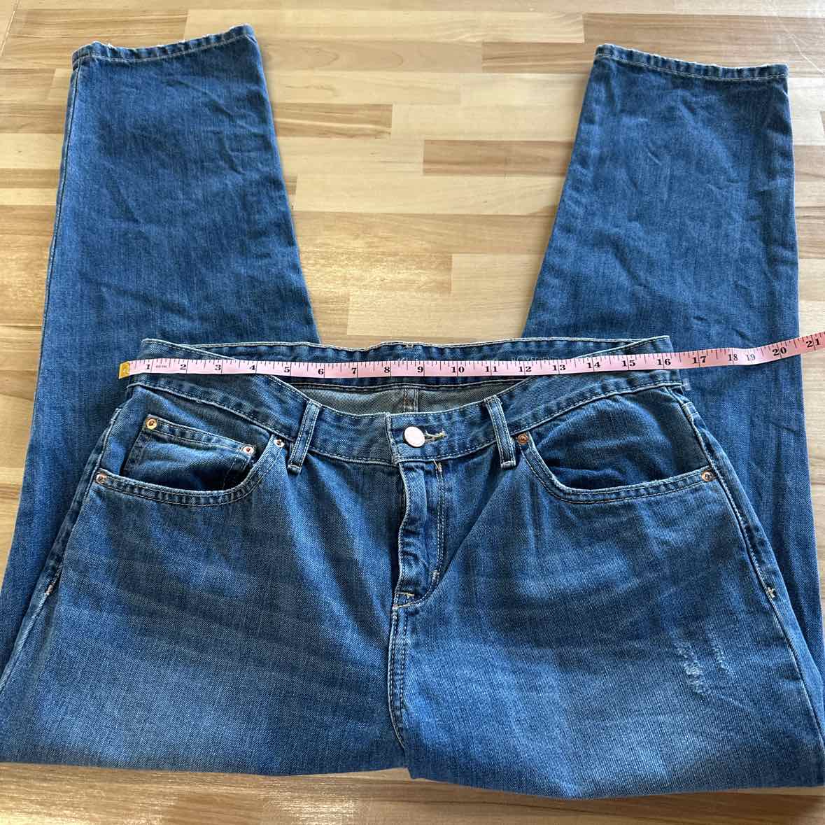Calvin Klein Size 29 Blue Jeans
