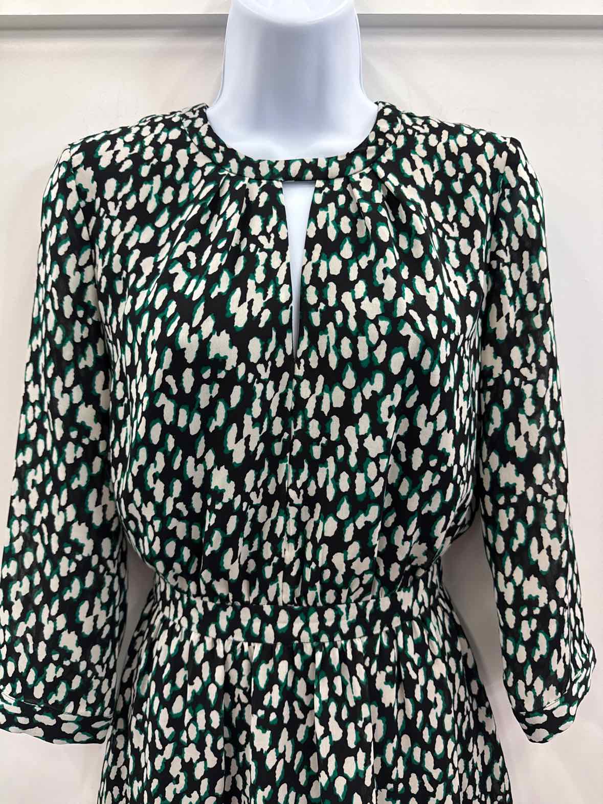 Banana Republic Size 4 Black/Green Preloved Dress
