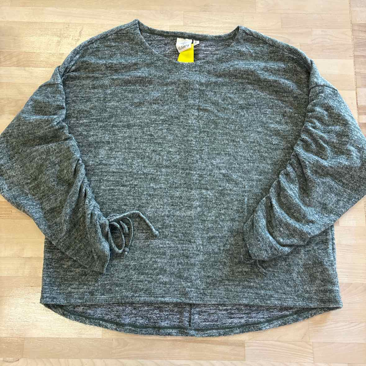 Alkamy Size M Green Long Sleeve