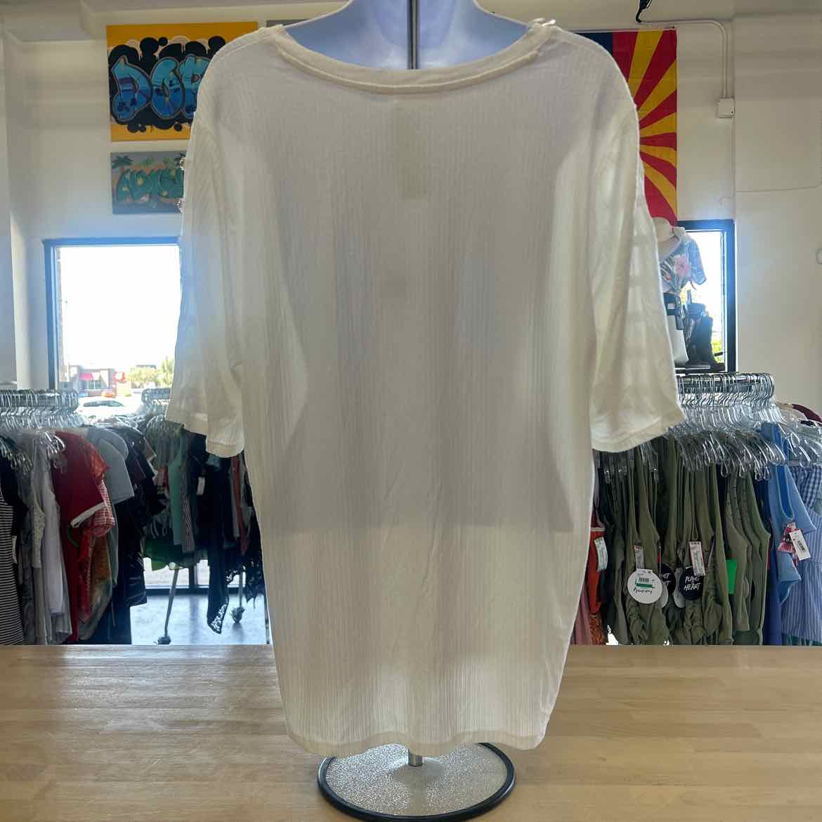 Rio & Rian Size 1X White Preloved Blouse LS