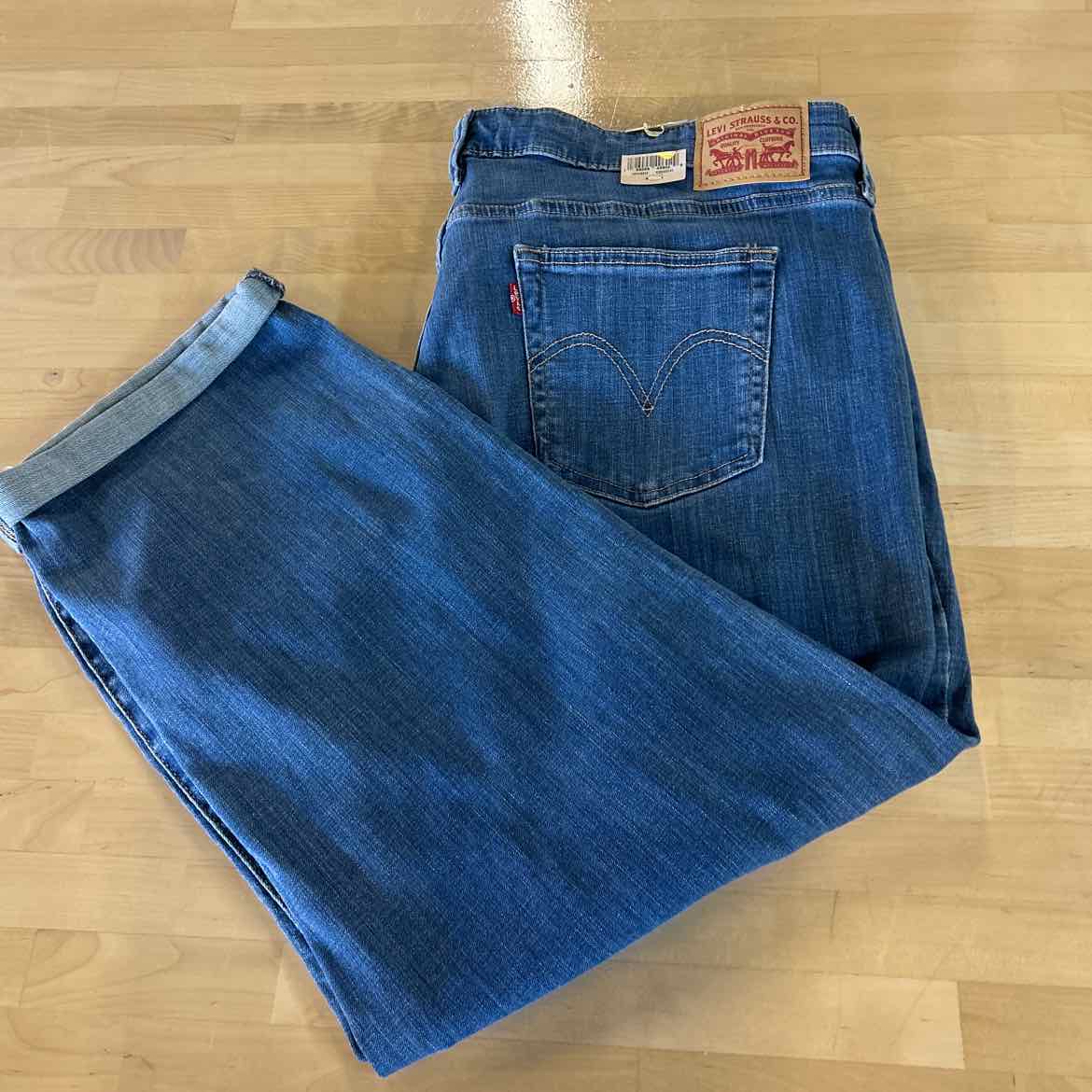 Levi's Size 22W Plus Size Levi's Boyfriend Jeans