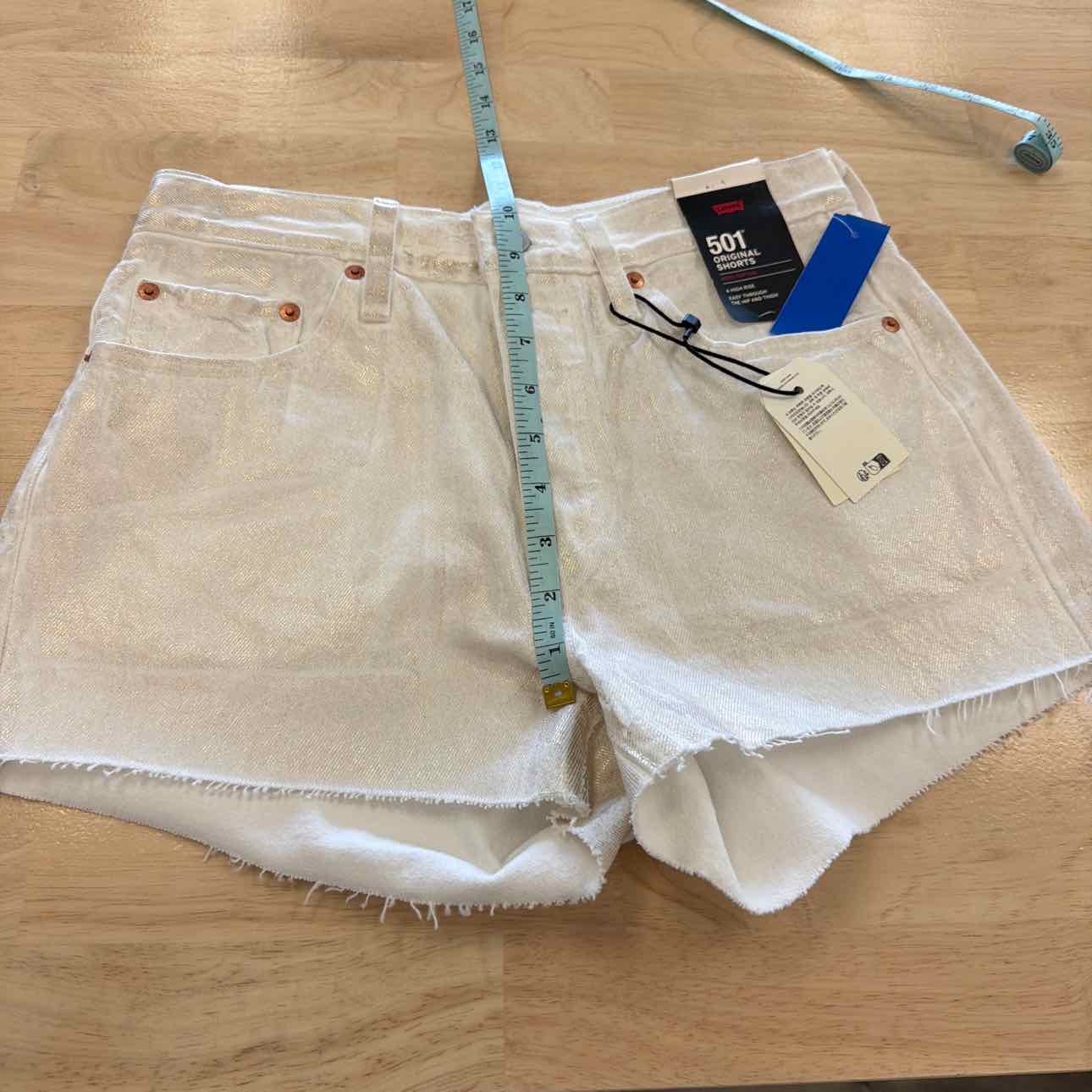 Levi's Women Size 24 Gray New Shorts