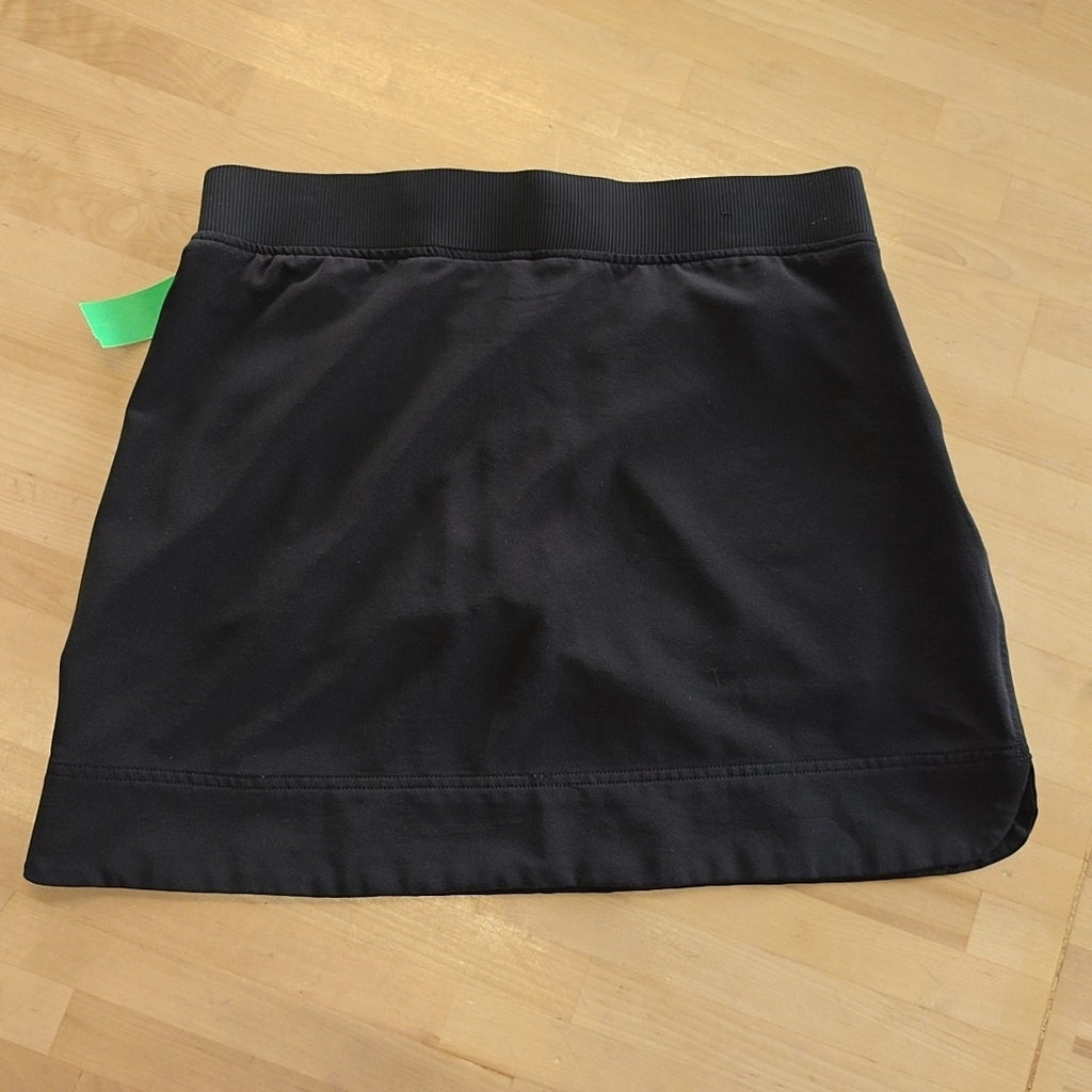 32 degrees Women Size M Black Preloved Skorts