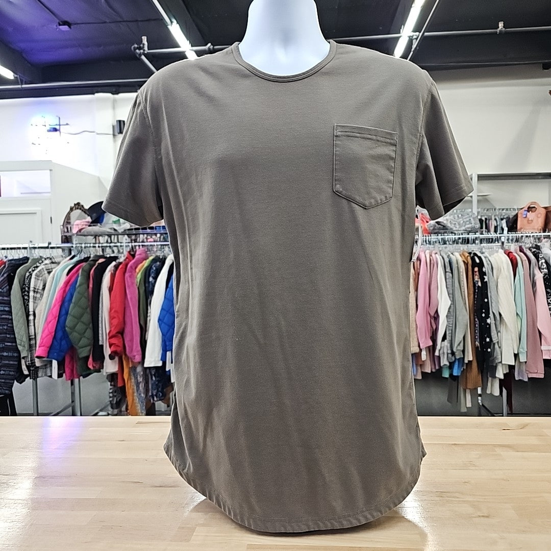 BYLT Men's Size M Green MENS T-shirt